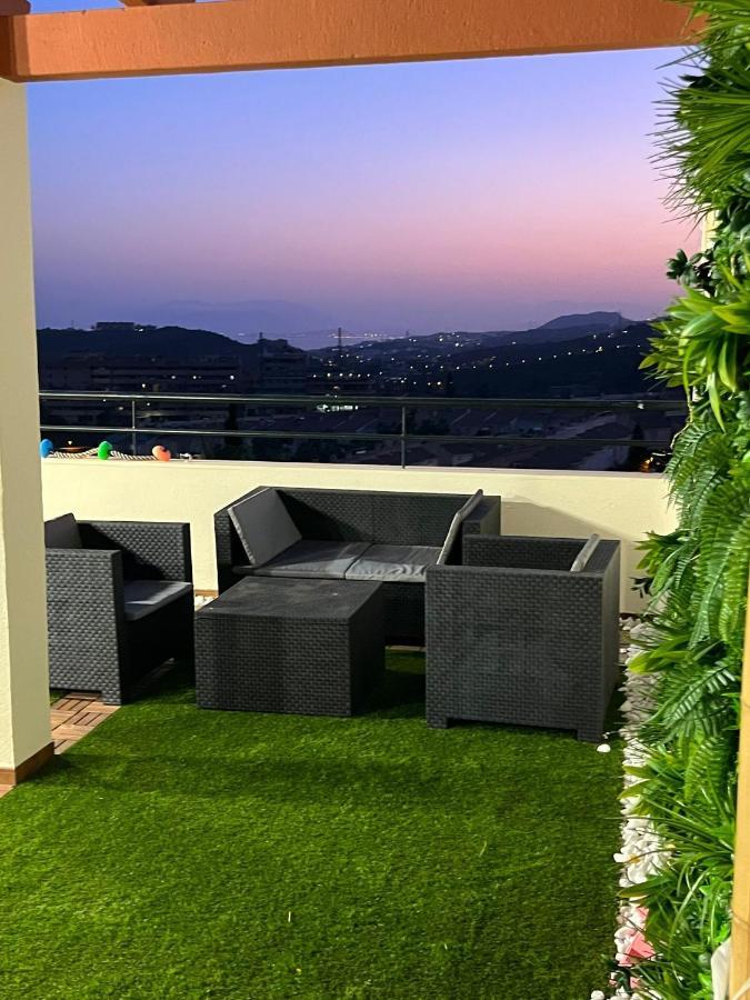Atico Apartment Malaga Bagian luar foto